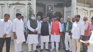 संजय कुमार - मडिहान विधान सभा के सुयोग्य एवं कर्मठ प्रत्याशी डॉक्टर अरविंद पटेल के लिए जनसम्पर्क