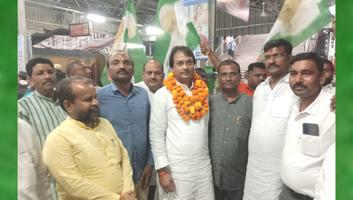 संजय कुमार - युवा जदयू उत्तर प्रदेश की बैठक में लखनऊ पहुँचने पर युवा जदयू राष्ट्रीय अध्यक्ष का हुआ स्वागत